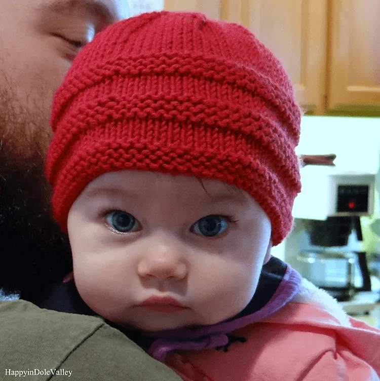 шапка за бебе с жартиерен бод