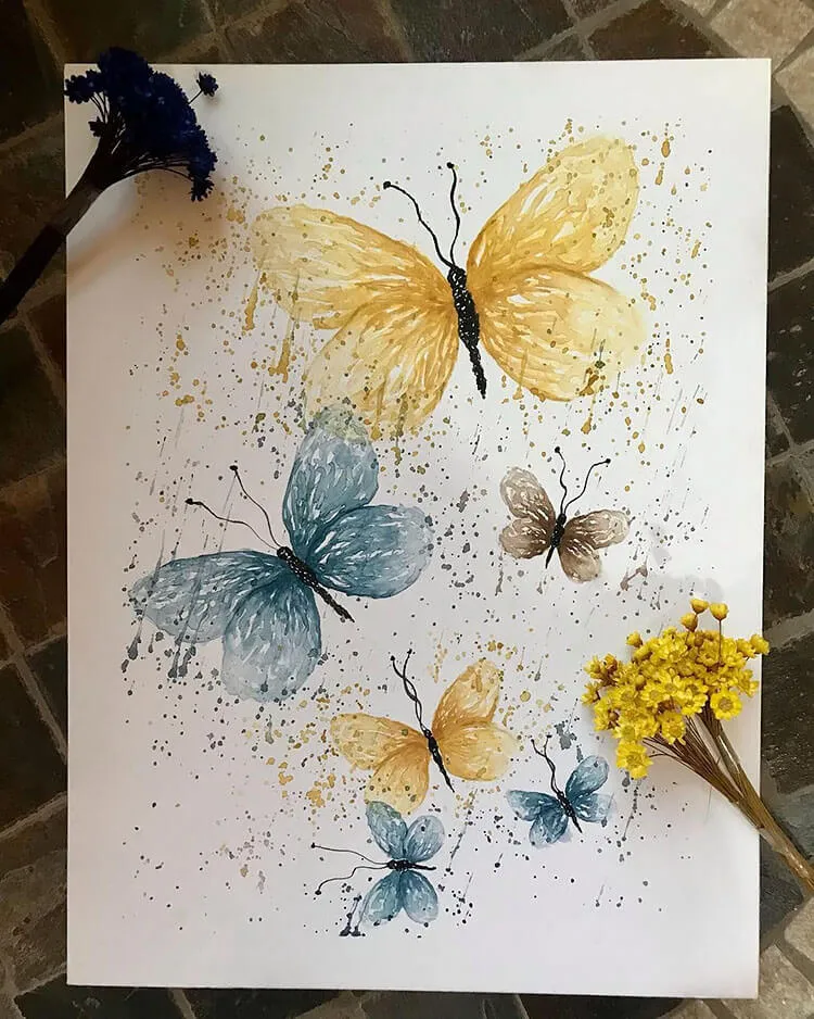 mariposa azul y amarilla