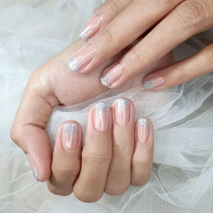 ongles de mariage simples