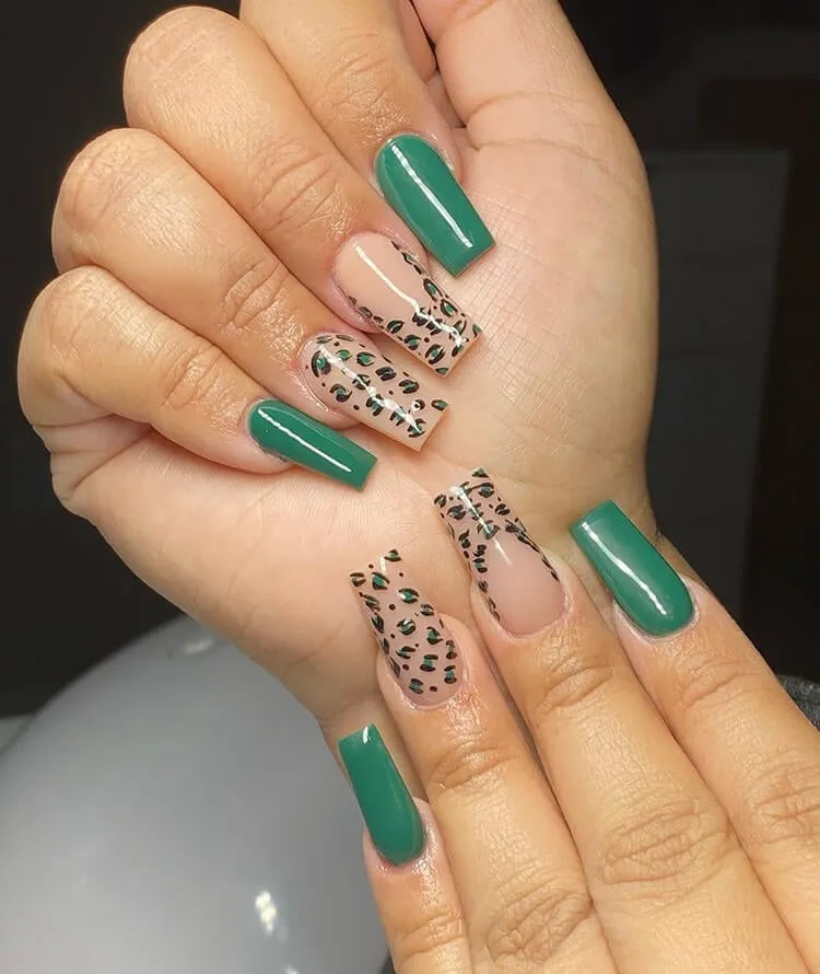 uñas verde leopardo