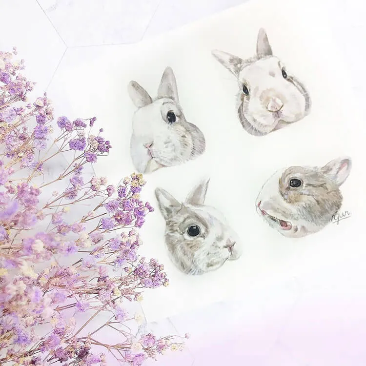 facce di coniglio con fiori viola acquerello