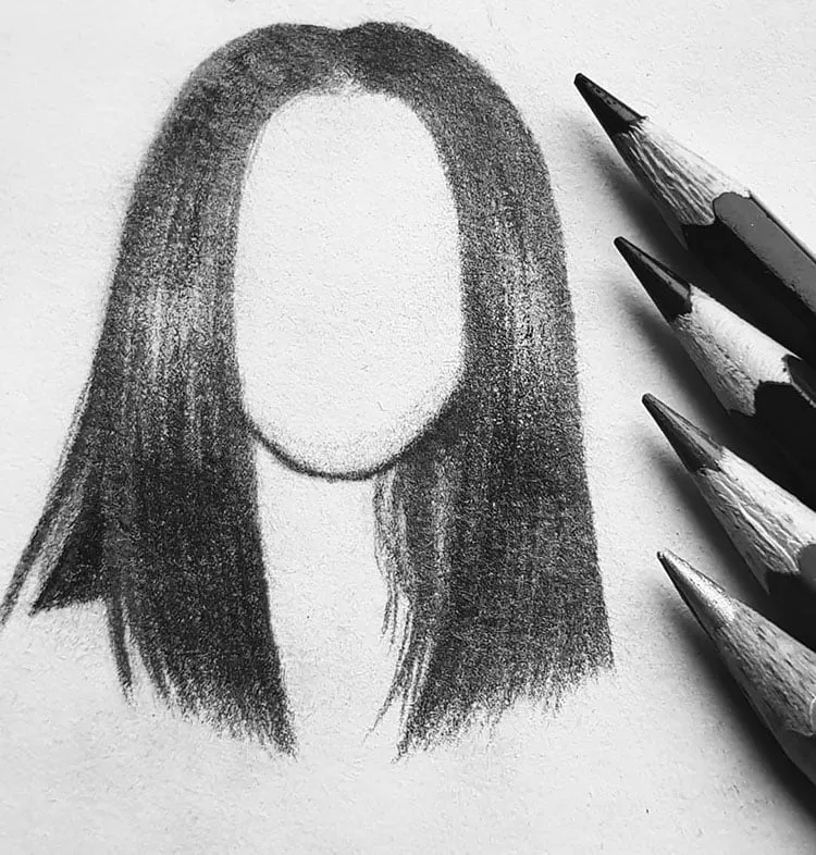 CROQUIS D'UNE FEMME AUX CHEVEUX LISSES